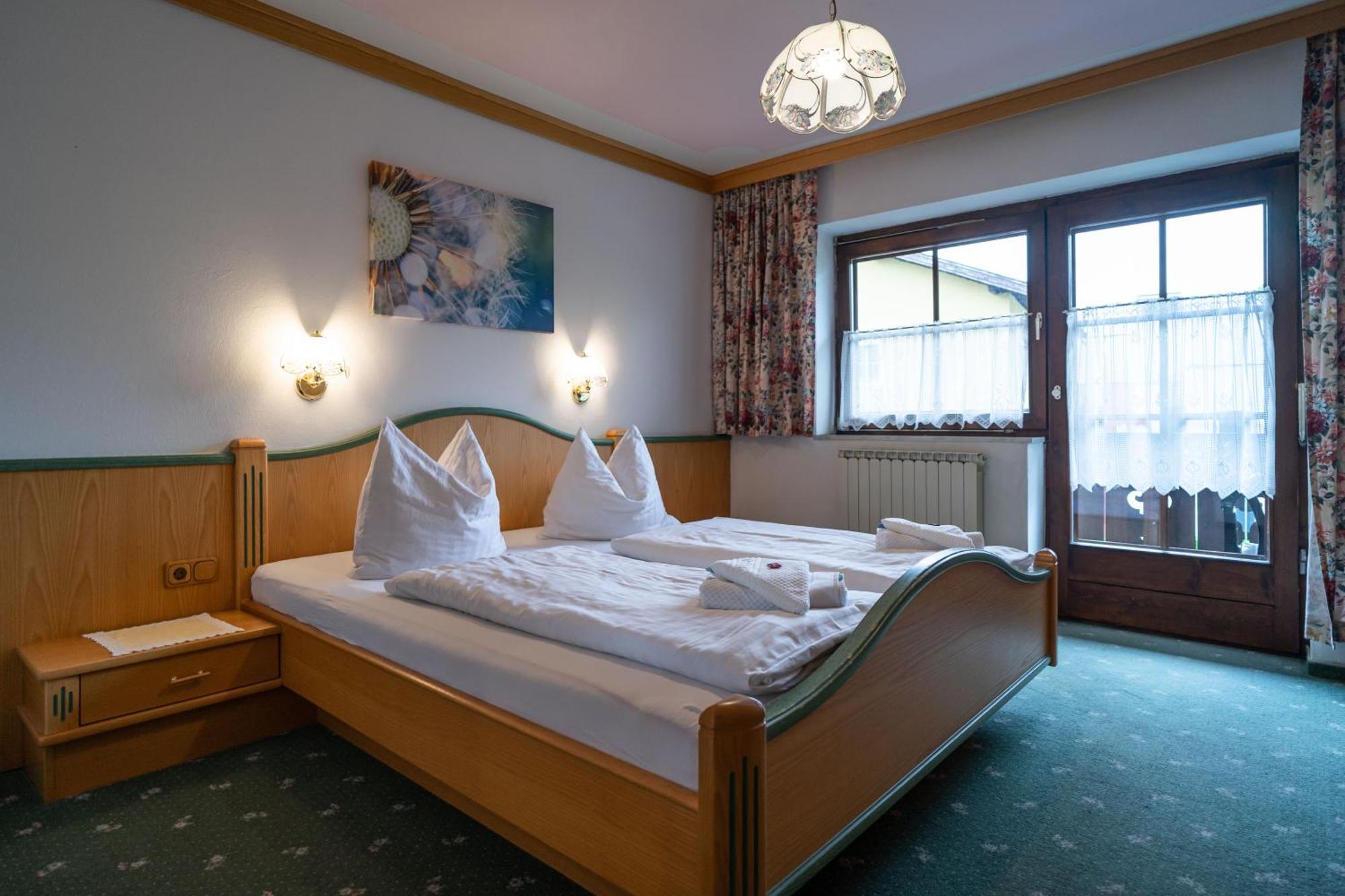 Bed and Breakfast Der Braeuschmied Lofer Exteriér fotografie